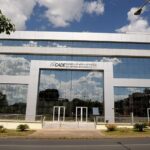 Tecido autolimpante dispensa detergente na lavagem de roupas