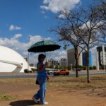 Quase 1 milhão de brasileiros no exterior poderão votar nas eleições